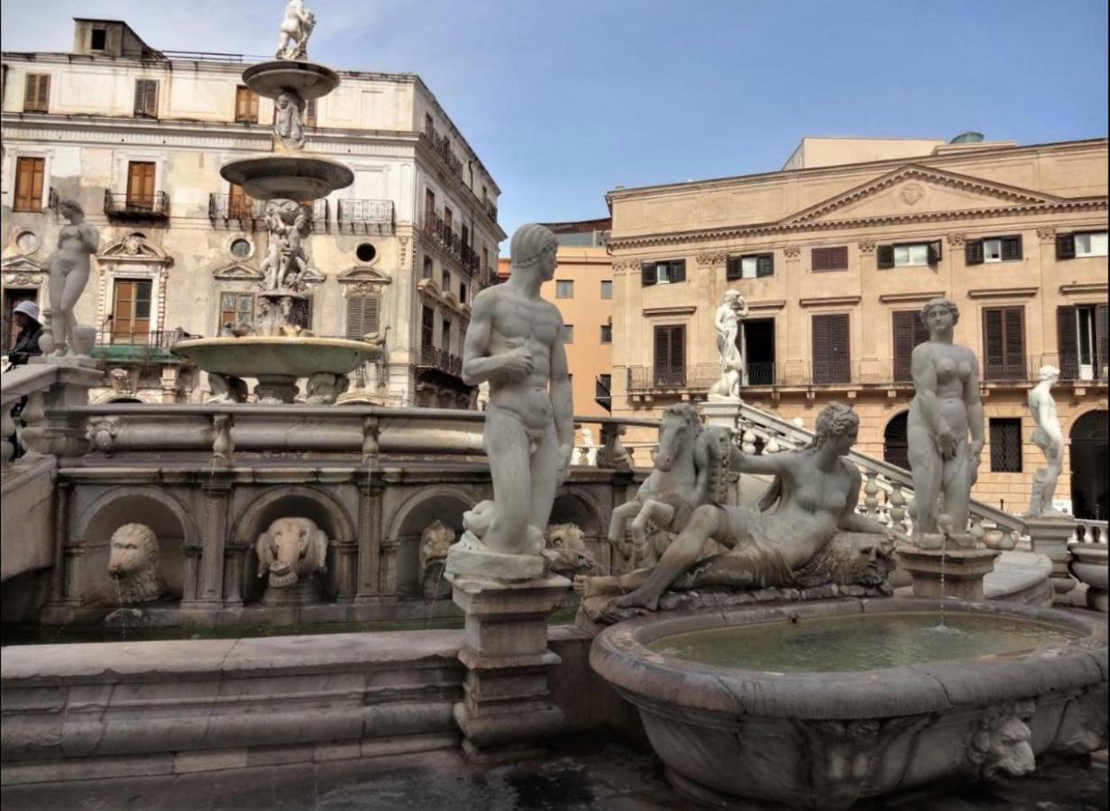 Dietro La Cattedrale パレルモ エクステリア 写真